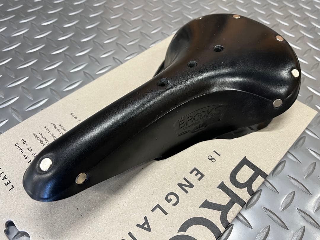 BROOKS B17 NARROW “BLACK”