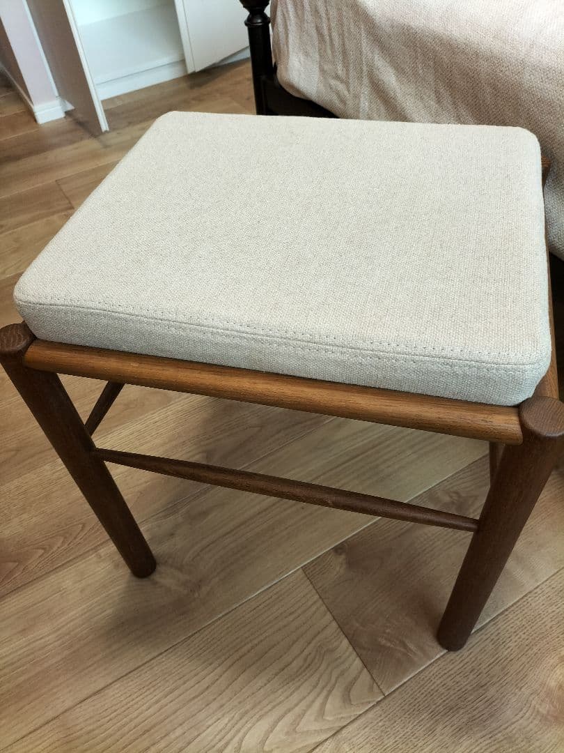 SQUARE ROOTS / BALAM STOOL 展示品(CJT01-20)