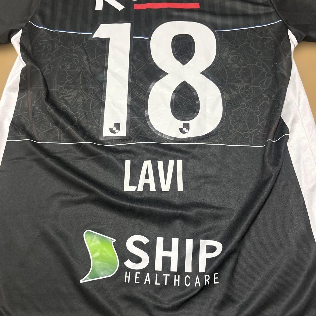 ガンバ大阪　激レア　サッカーシャツ 背番号18 LAVI