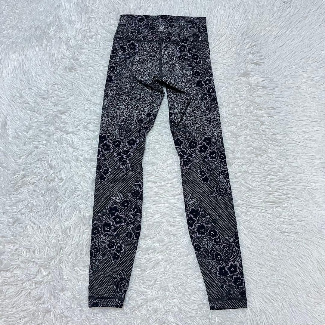 美品 ルルレモン lululemon ヨガ スポーツ スパッツ レギンス 花柄