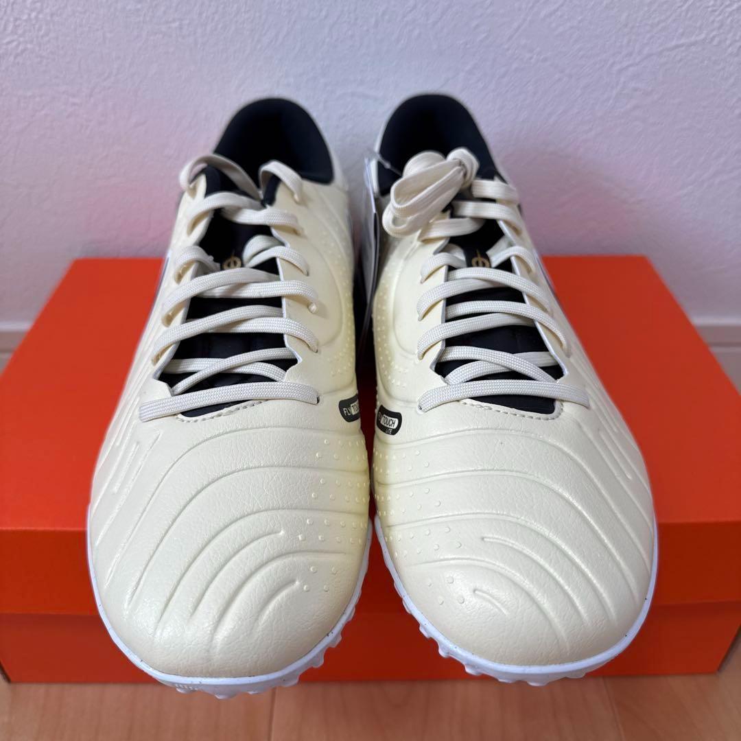 NIKE レジェンド10アカデミーTF サッカー　トレシュー　白　27.5 新品