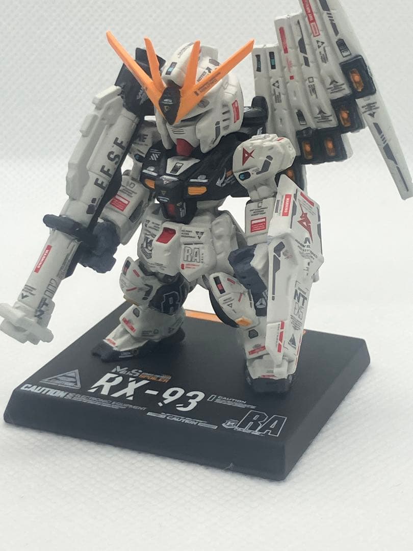ガンダムコンバージ νガンダム