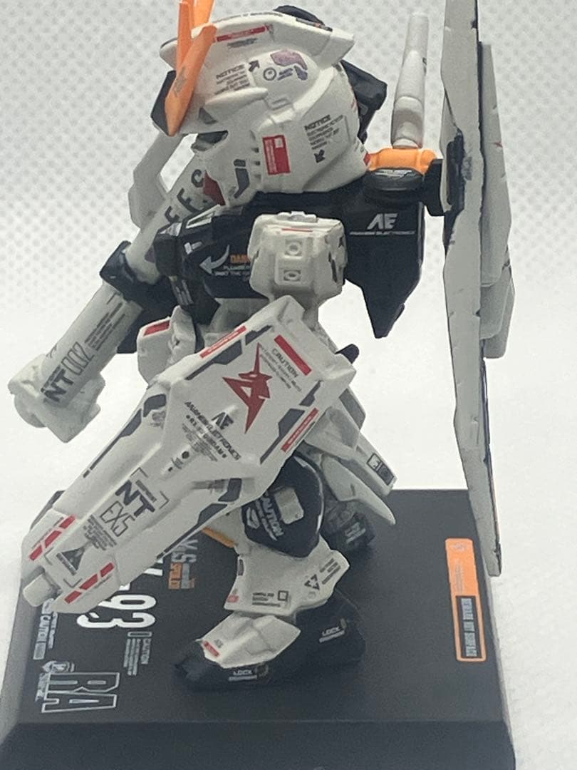 ガンダムコンバージ νガンダム