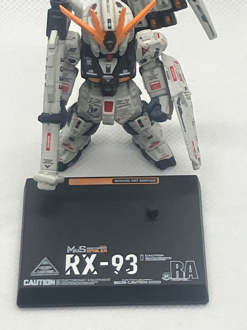 ガンダムコンバージ νガンダム