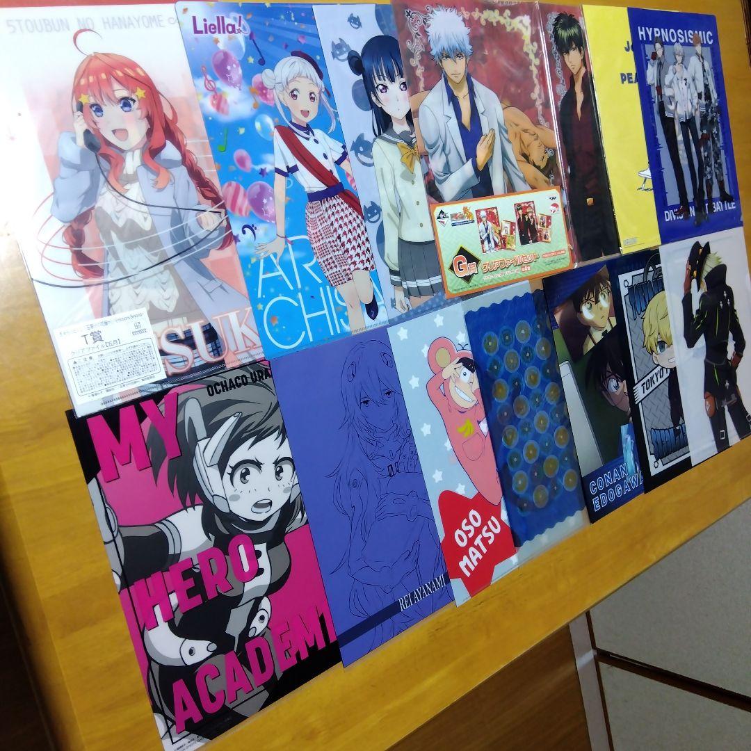 アニメ ノンジャンル 美少女系など　Ａ−４クリアファイル まとめ売り大量２５０枚