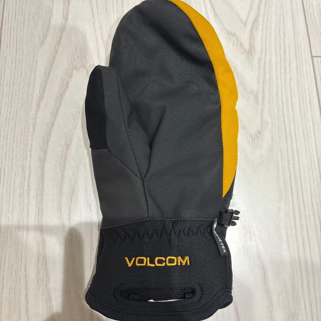 volcom ①スノーボードウェア　②手袋　セット売り