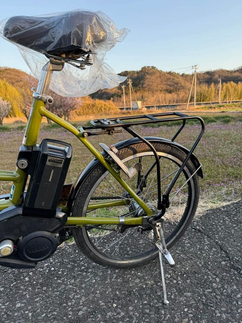 オリーブグリーン 電動アシスト自転車 前カゴ付き