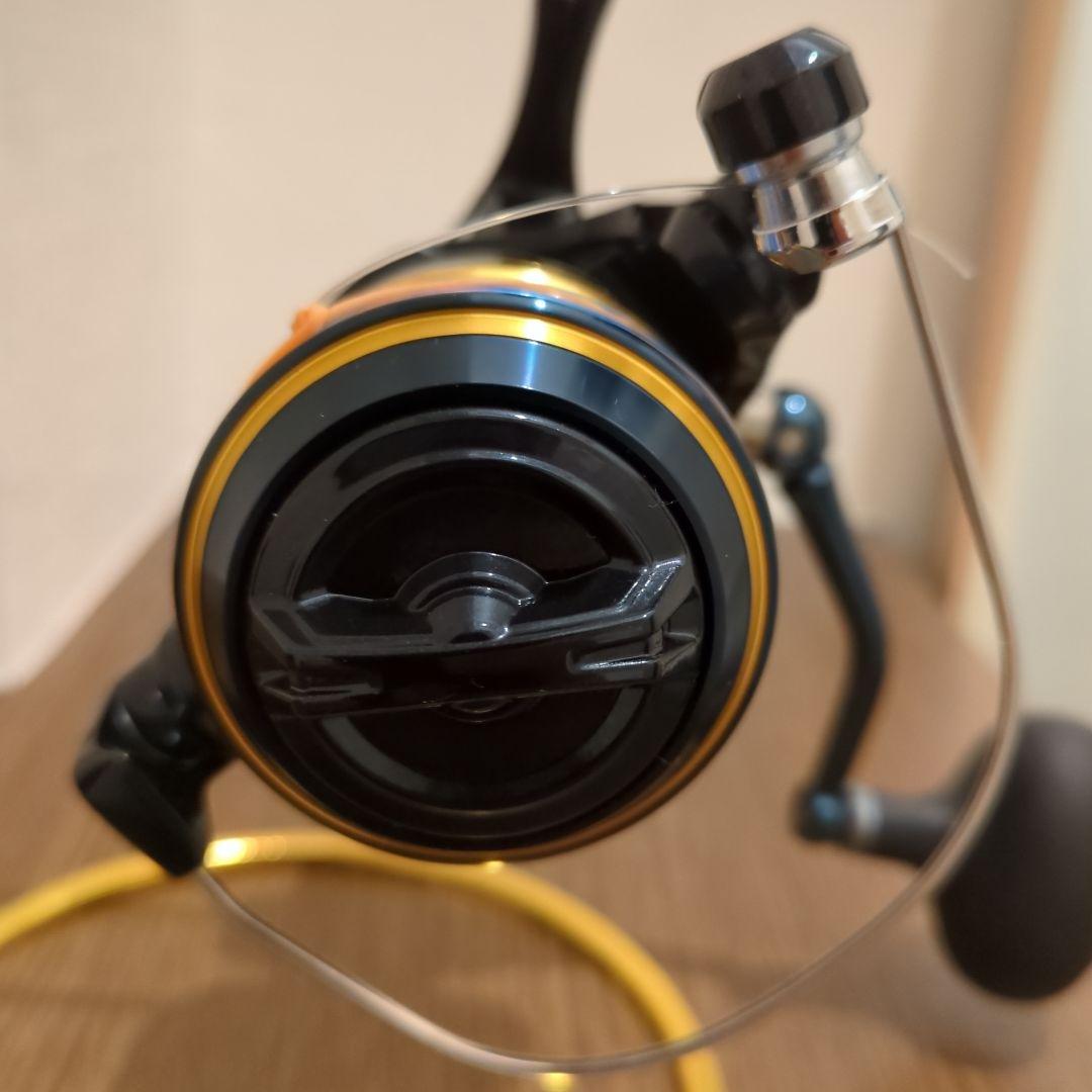 【新品未使用】SHIMANO スフェロス SW5000HG／ブリ・カンパチ対応