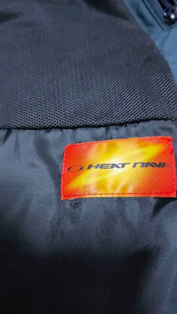 ✨美品✨【デサント DESCENTE】スキーウェア メンズL 保温 防水