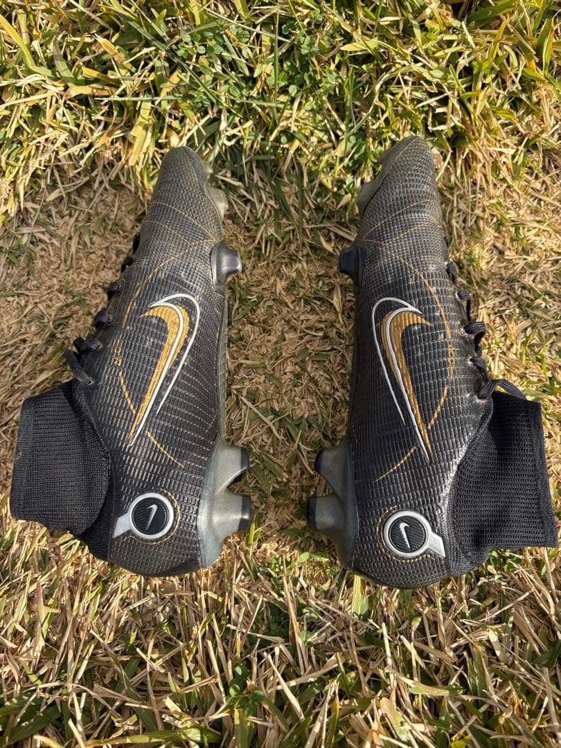 Nike マーキュリアル スーパーフライ8エリートFG