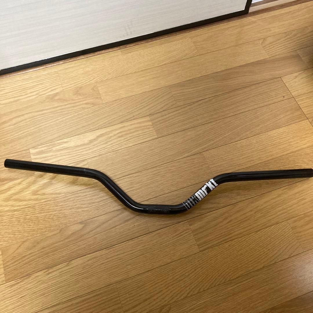 blkmrkt ハンドルバー 22.2