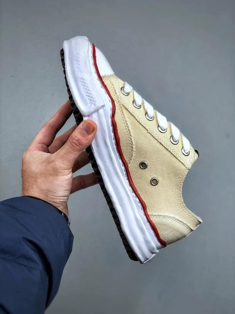 MIHARA YASUHIRO Peterson Og ベージュ キャンバス