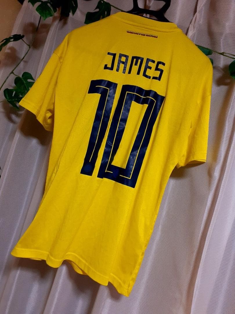 サッカーコロンビア代表【10番ハメス・ロドリゲス】ホームユニフォーム Sサイズ