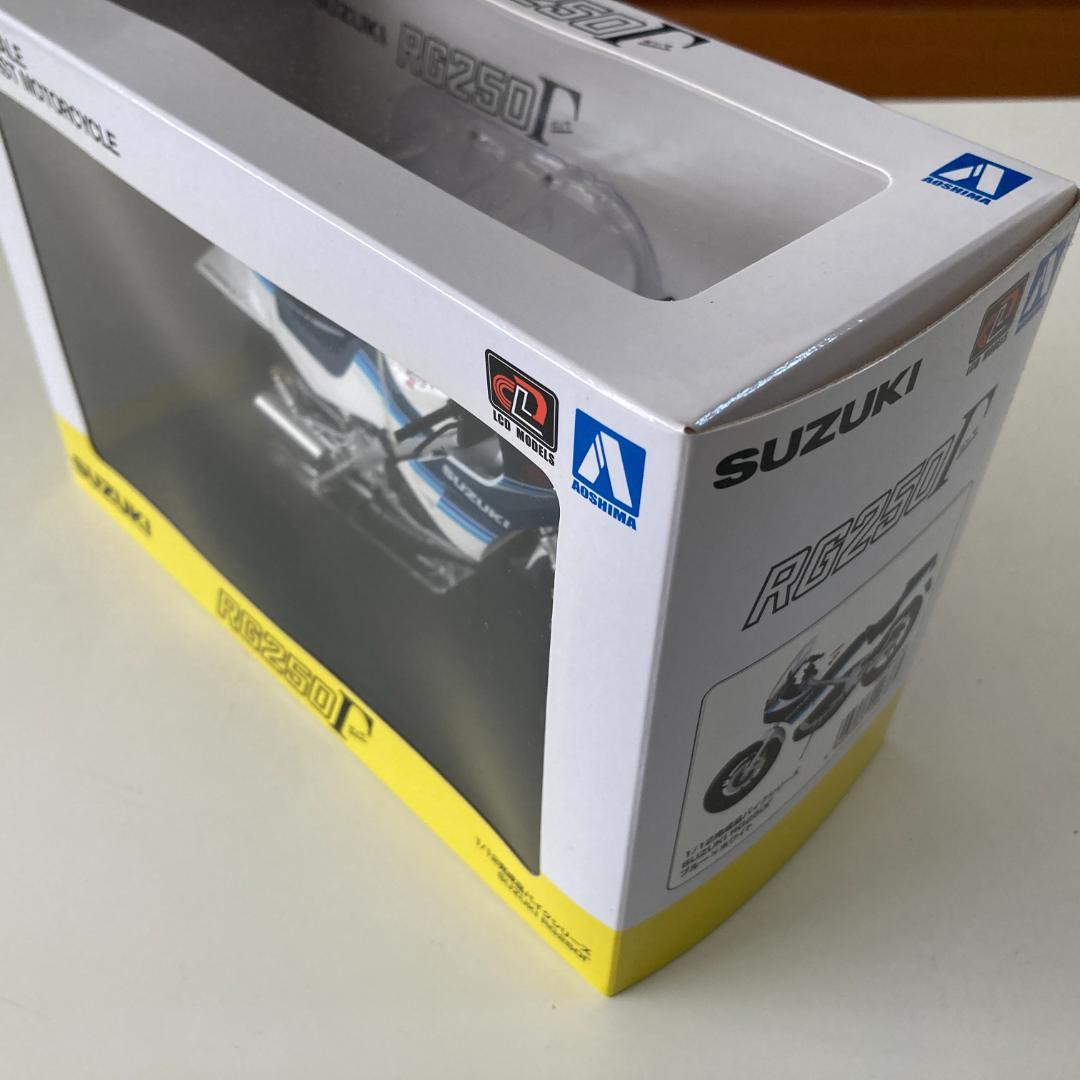 【美品】アオシマ スカイネット 1/12 スズキ RG250 Γ ガンマ 青×白