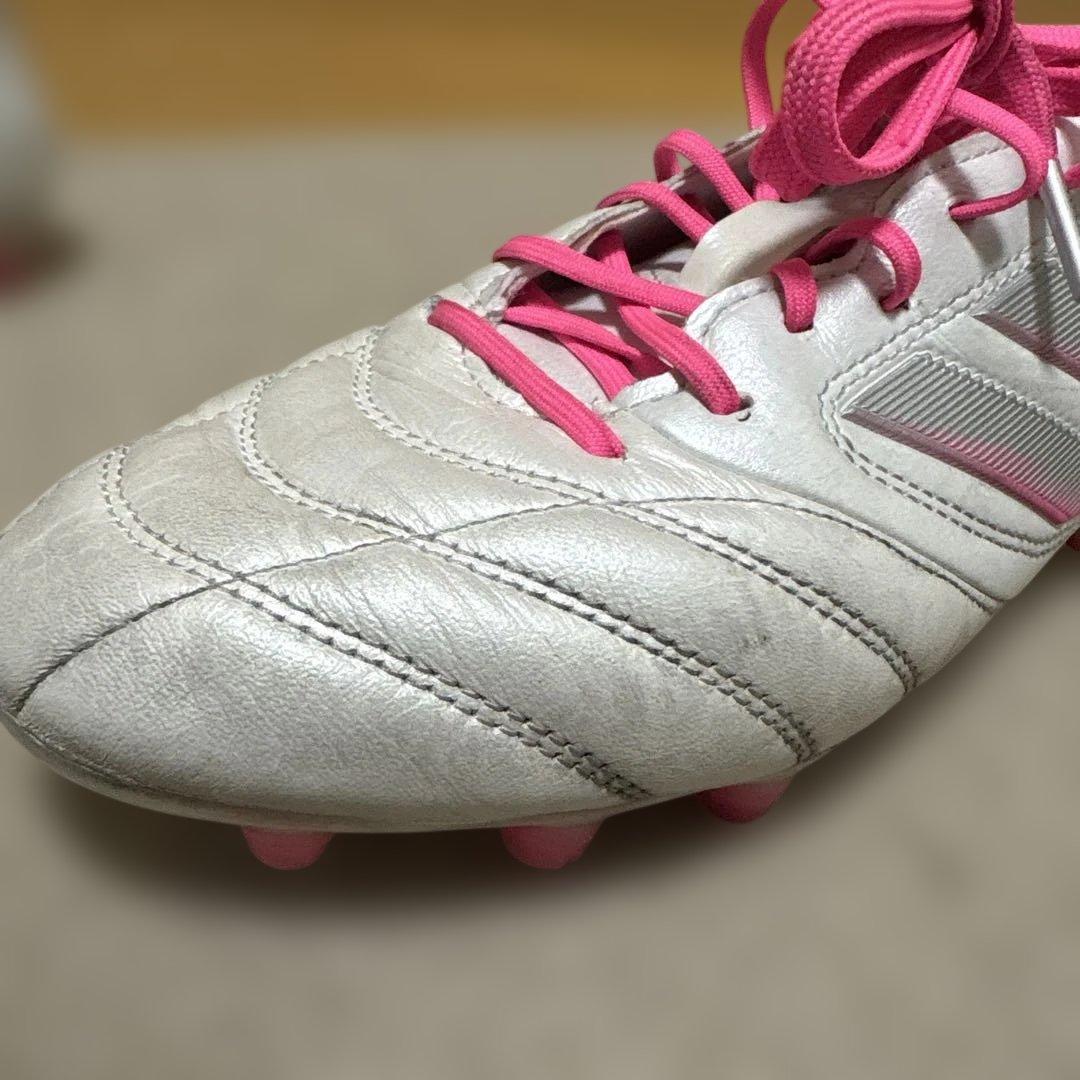 adidas サッカーシューズ シルバー/ピンク