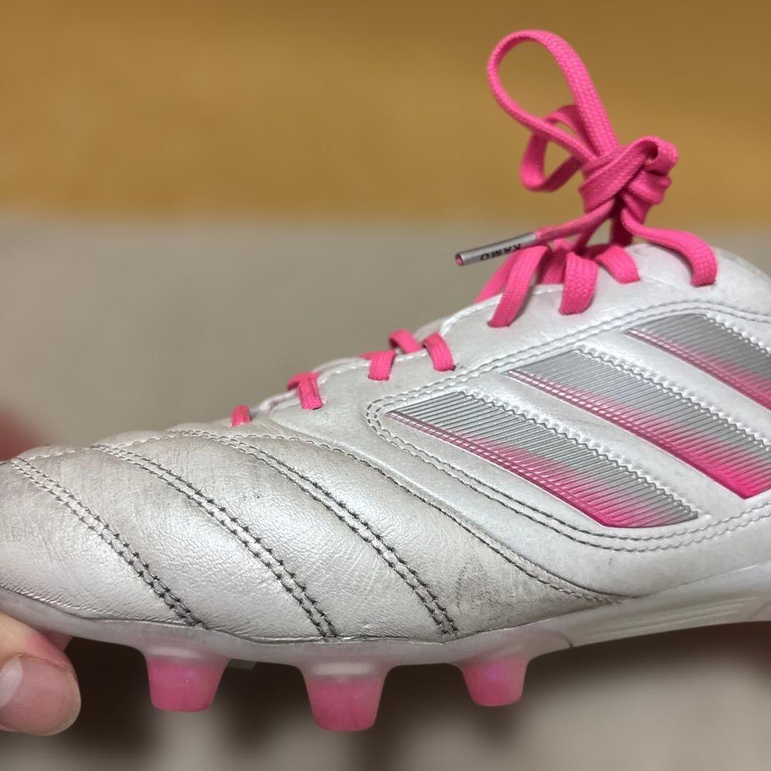 adidas サッカーシューズ シルバー/ピンク