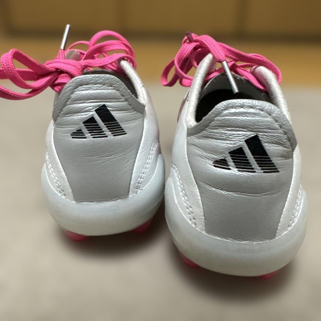 adidas サッカーシューズ シルバー/ピンク