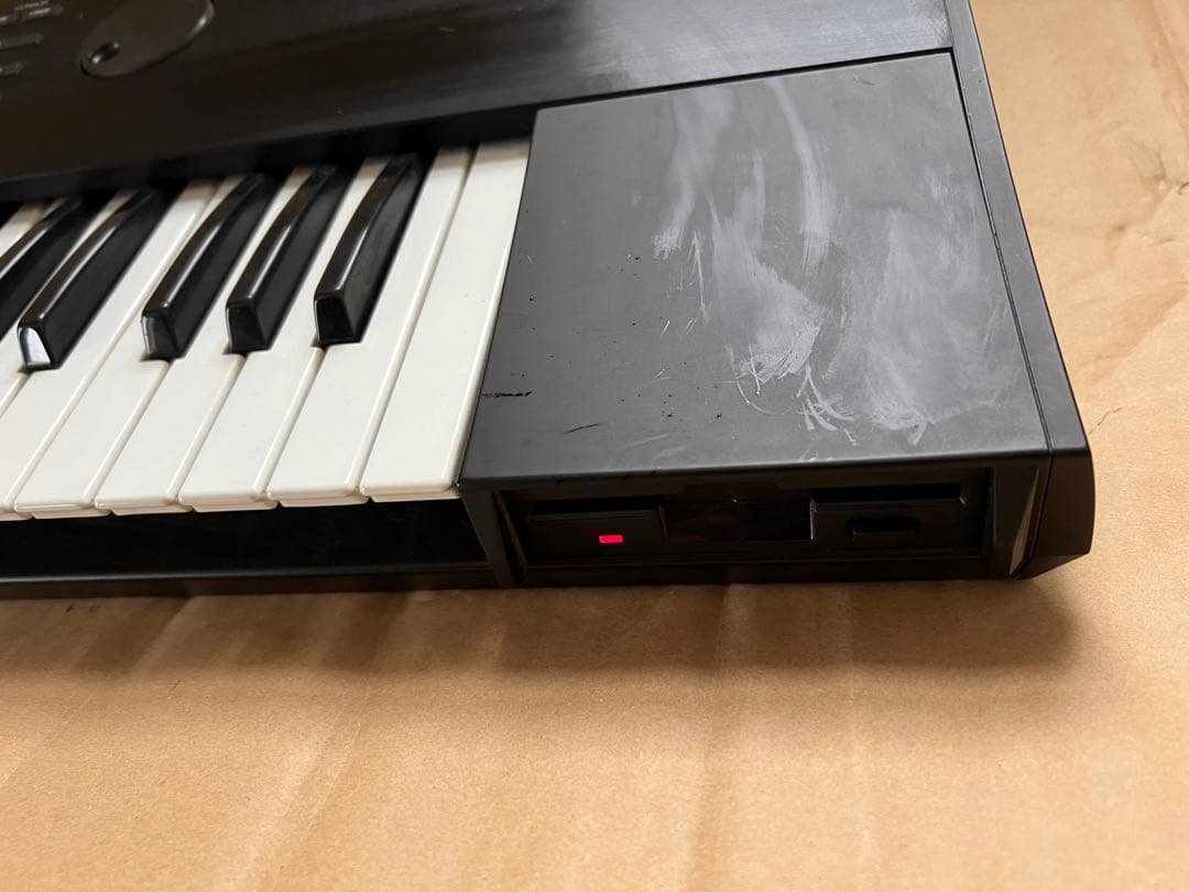 鍵盤楽器 Roland S-50 Digital Sampling Keyboard