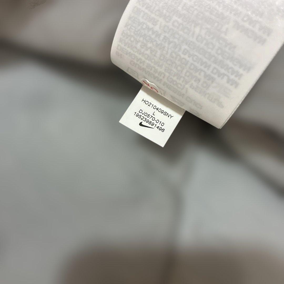 NIKE RUNNING エアロレイヤーウィンドブレーカー タグ付き未使用品