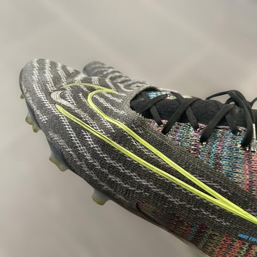 Nike Phantom サッカーシューズ