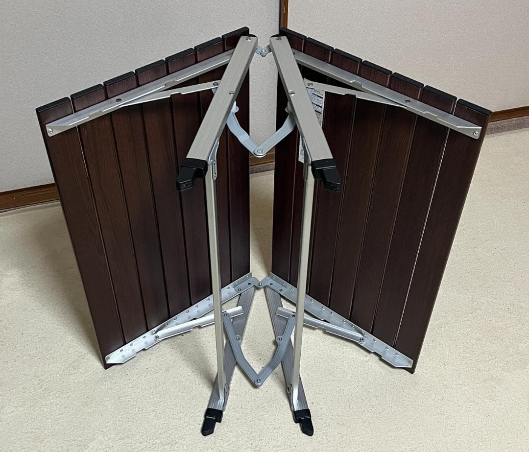 折りたたみアウトドアテーブル 新品