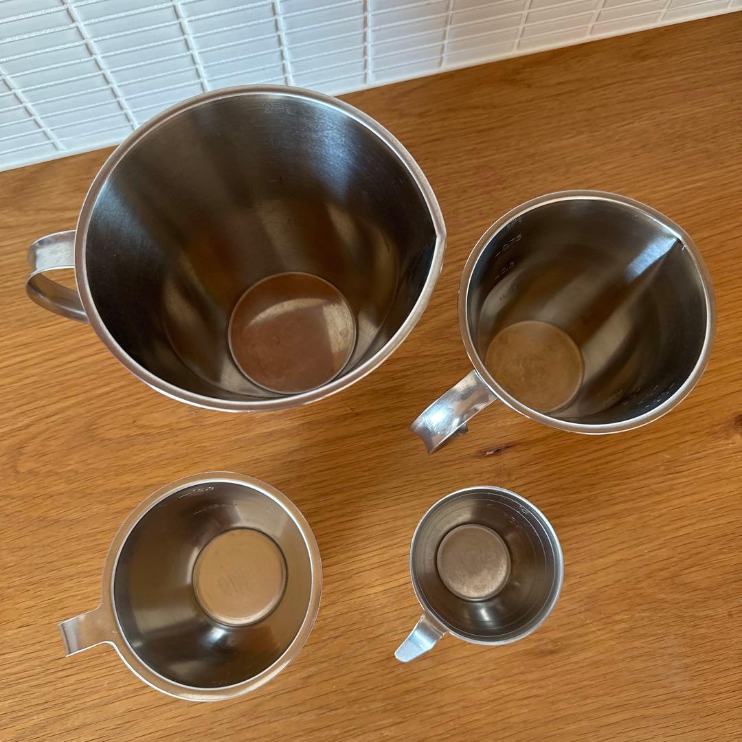 ヨナス 計量カップ オープンハンドル　100ml 500ml 1L 1.5L