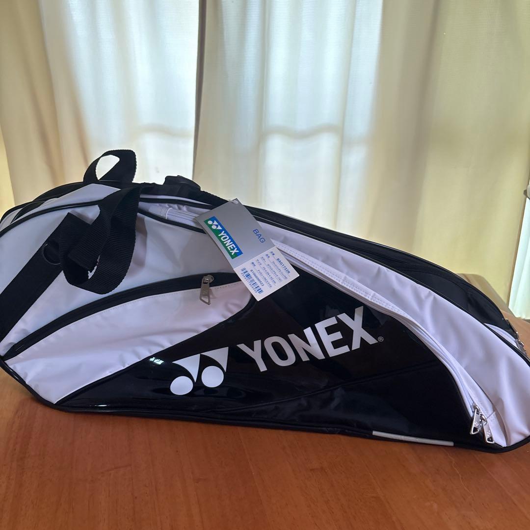 ＹＯＮＥＸ　ラケットバッグ☆新品☆