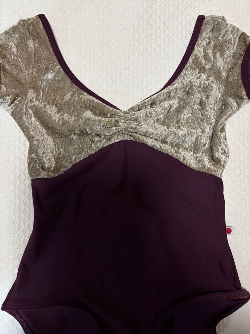 【美品•未使用品】YUMIKO レオタード　大人　Mサイズ