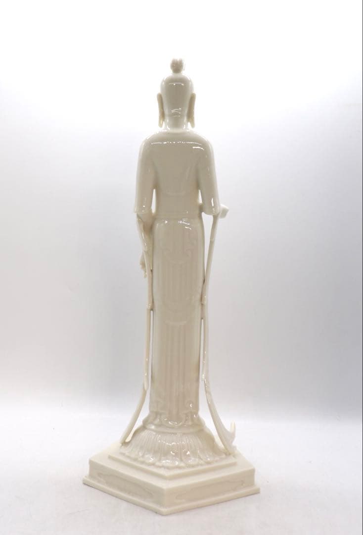 法隆寺百済観音像　白磁　仏教美術　台座い付　共箱　送料込み260220