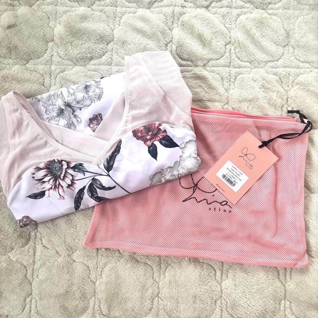 新品　stina スティナ　バレエ　レオタード　Lサイズ