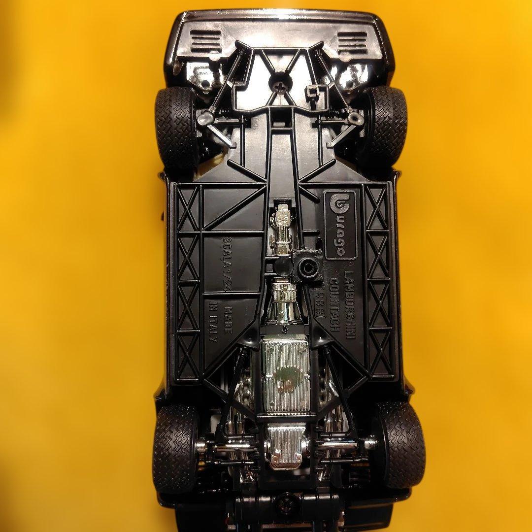 burago LAMBORGHINI COUNTACH（1988） 1/24