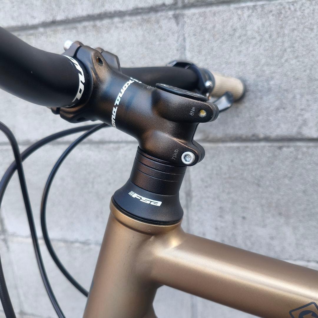 引取限定　大阪　クロスバイク　油圧　ディスクブレーキ　KONA DEW