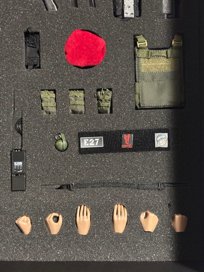 FLECKTARN KERR 1/6スケール女性兵士ミリタリー フィギュア