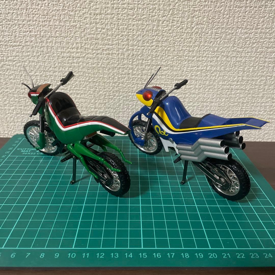 【早い者勝ち】魂ウェブSHFiguartsバトルホッパー&アクロバッター