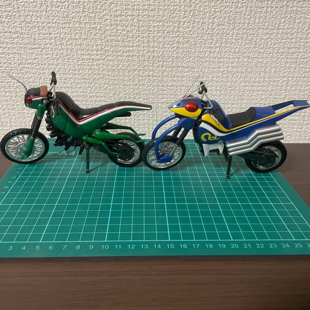 【早い者勝ち】魂ウェブSHFiguartsバトルホッパー&アクロバッター