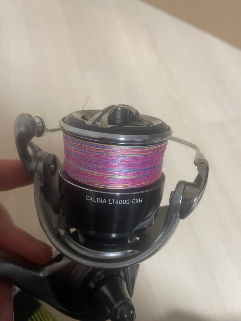 25カルディアLT4000-CXH ルアー付き