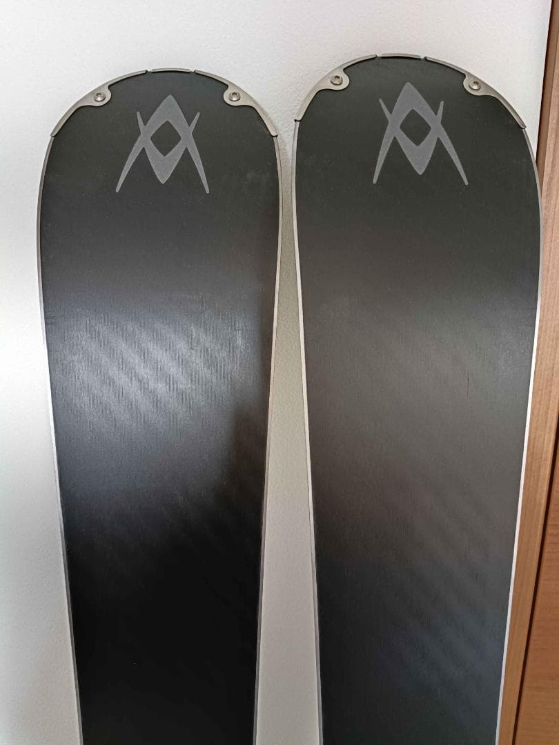 【未使用品】Völkl Platinum R 166cm 板 ビンディング