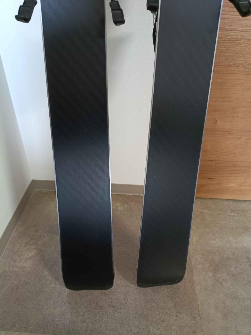 【未使用品】Völkl Platinum R 166cm 板 ビンディング