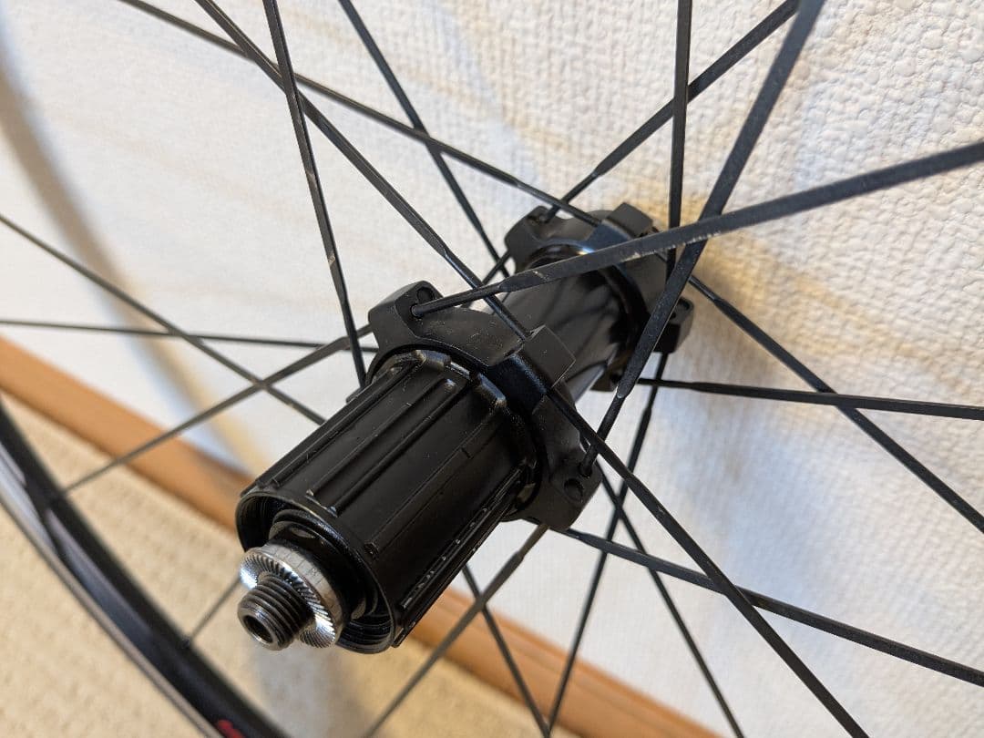 シマノWH-RS21、GP4season付き