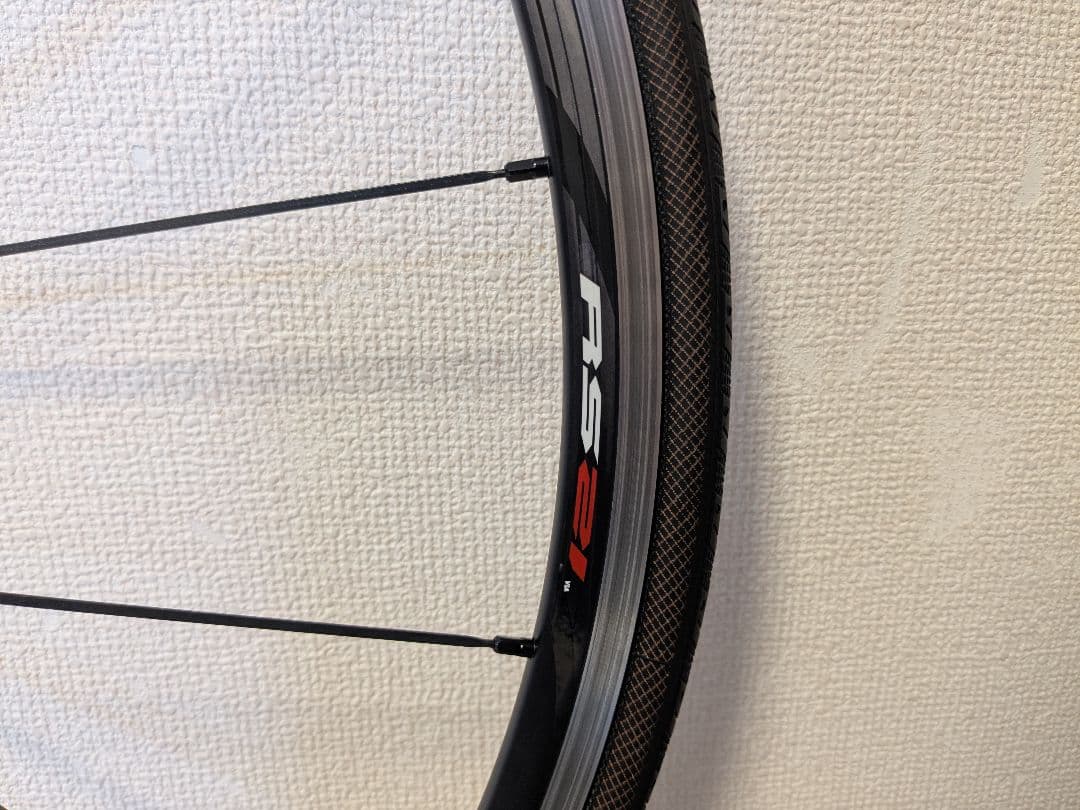 シマノWH-RS21、GP4season付き