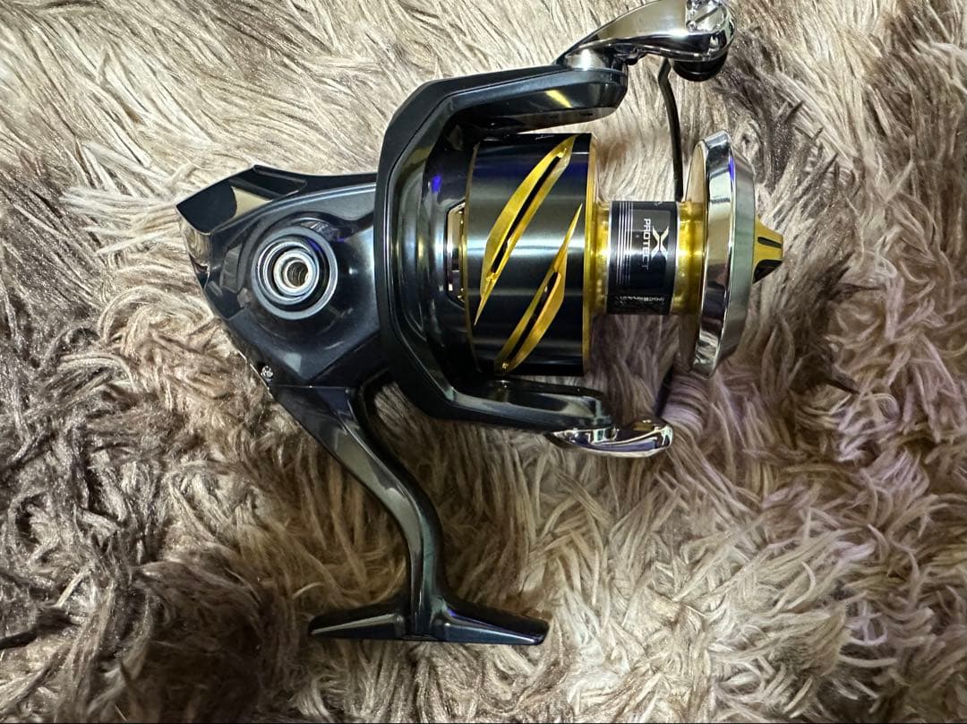 シマノ　25ステラ SW 8000HG　スピニングリール　SHIMANO