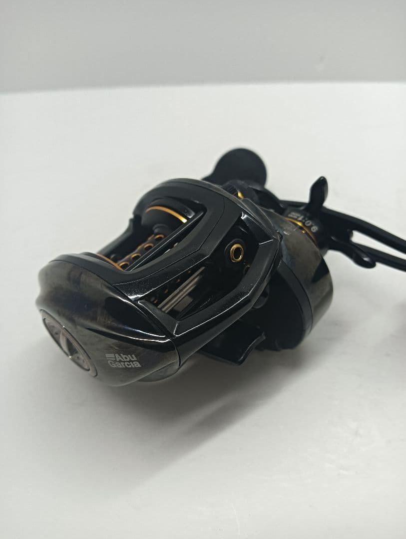 レボ　ブラック9 L revo BLACK9 アブガルシア　左