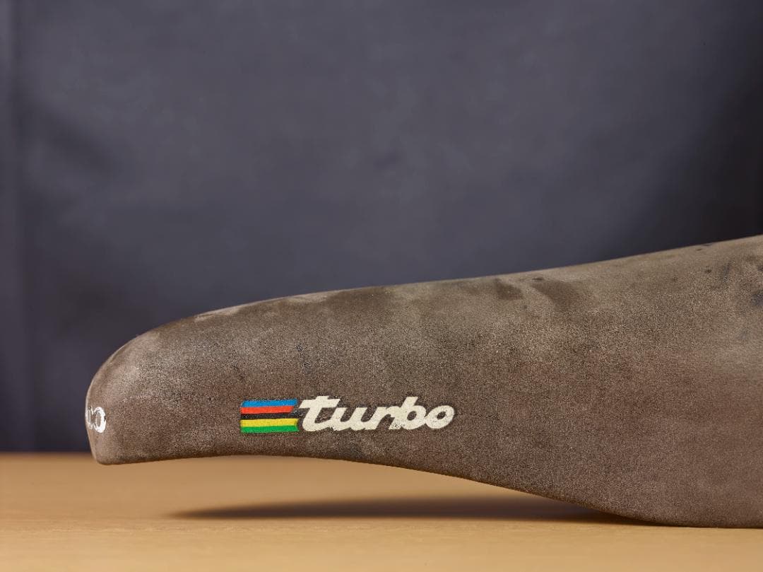 selleITALIA　turbo 　サドル　MADE IN ITALY