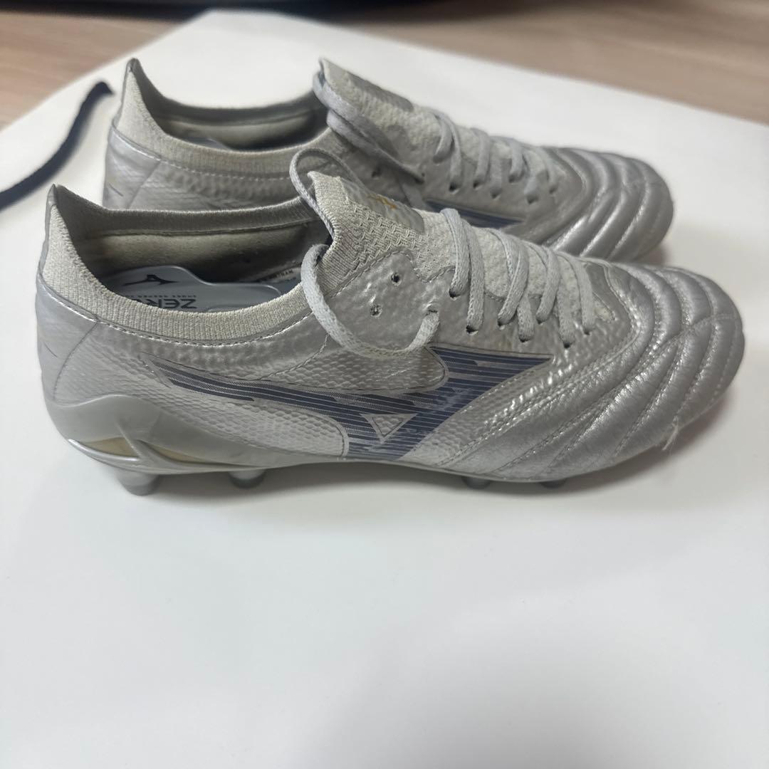Mizuno モレリア　ネオ 4 ベータ　エリート