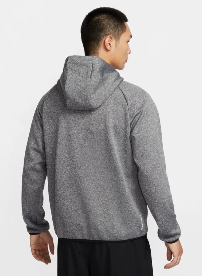 NIKE　セットアップパーカー　新品⭐タグ付き　 サーマフィット