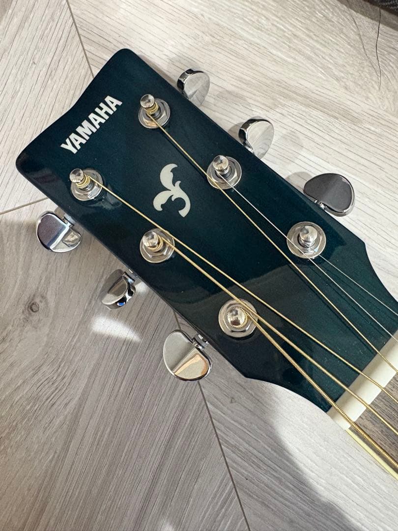 Yamaha FG820 アコースティックギター グラデーションブルー