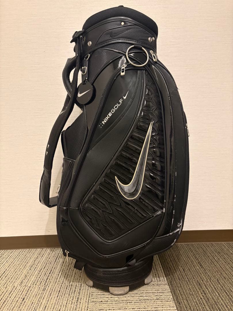 NIKE golf キャディバッグ、フード付き