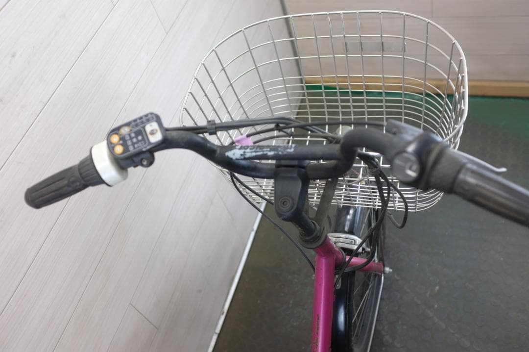 電動自転車 ブリヂストン製　18インチ　3段　8.1Ah（4点灯）充電器あり