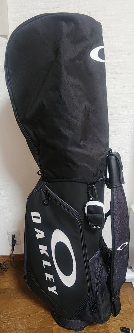 美品！！OAKLEY キャディバッグ
