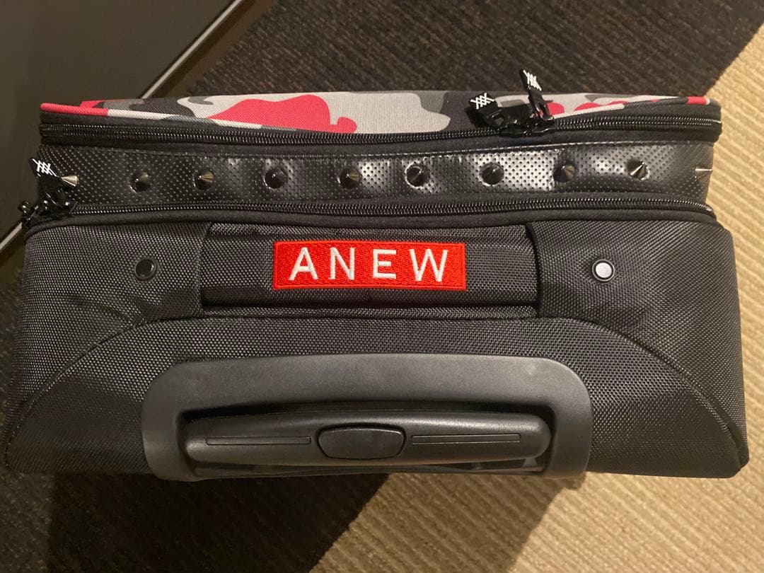 Anew 迷彩柄 キャリーバッグ　スーツケース